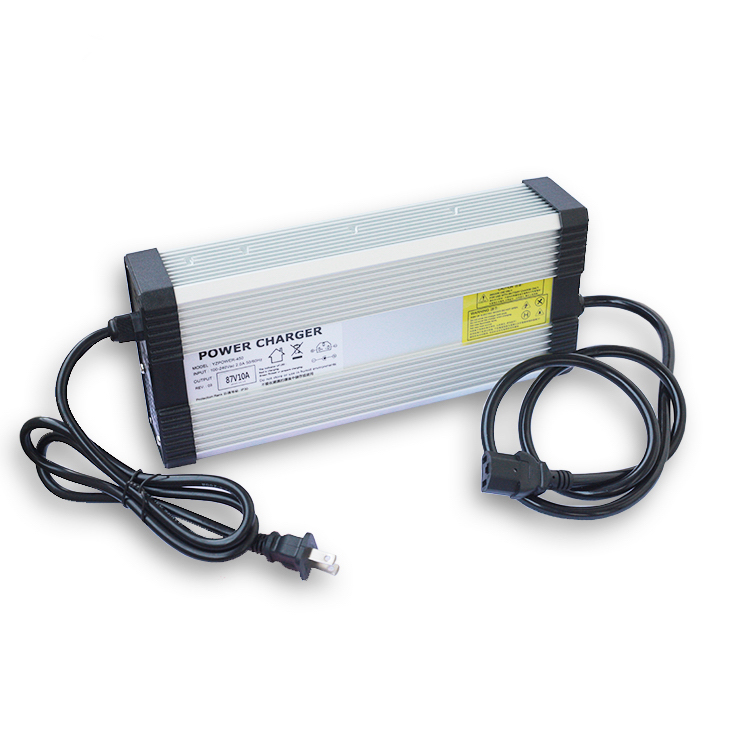 36V Lithium-Blei-Säure-LiFePO4 42V 43,5V 15A Batterieladegerät