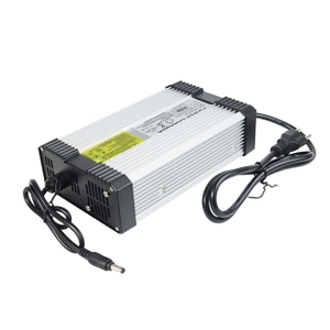 36V Lithium-Blei-Säure-LiFePO4 42V 43,8V 9A 10A Batterieladegerät